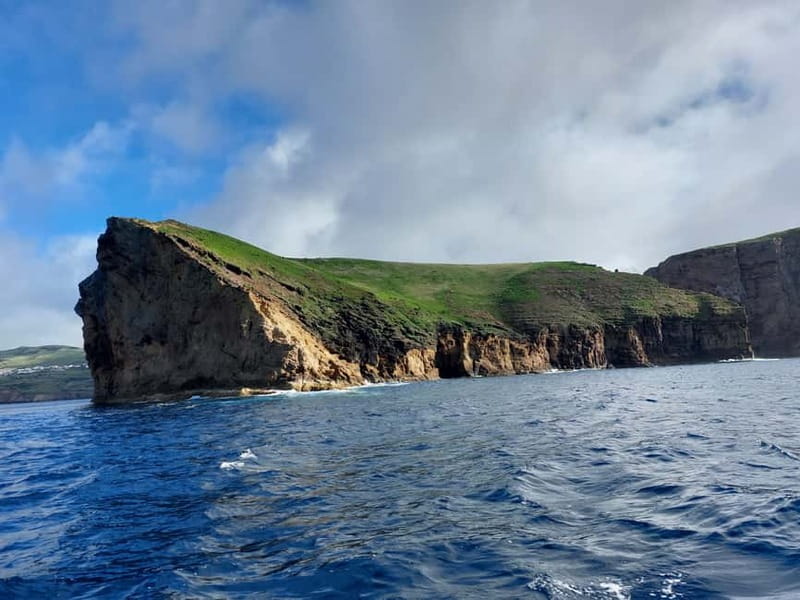 Terceira Island:Ilheus das Cabras -Boat Trip - From Angra do Heroísmo to Ilhéus das Cabras, Fast and Guided