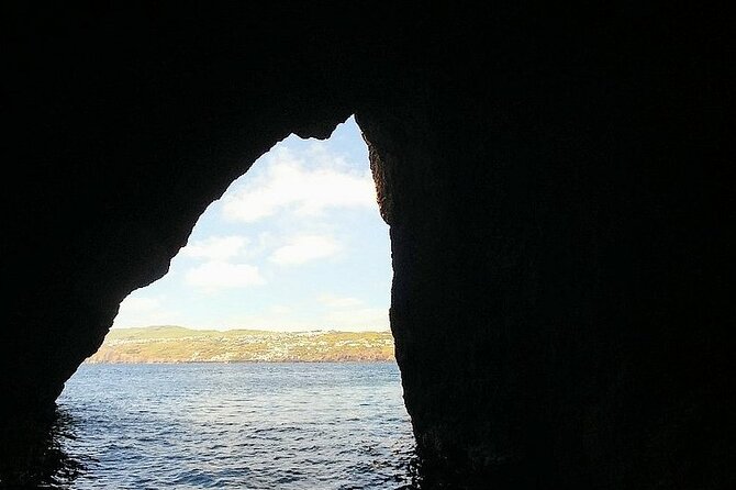 Third Island: Ilhéu das Cabras Boat Tour + Snorkeling - Starting in Angra do Heroísmo, then cruising the Terceira coast
