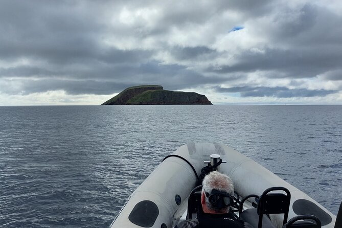 Third Island: Ilhéu das Cabras Boat Tour + Snorkeling - The boat ride: short, scenic, and handled with care