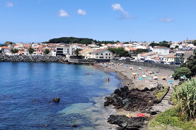 Tour of Zafira-São Miguel Experience | local guide & Scenic Views - Miradouro do Cerrado das Freiras: closest blue and green lagoon views