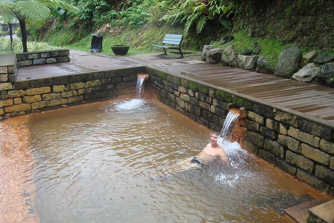 Tour to Furnas and Terra Nostra Garden - full day - Getting there: Ponta Delgada meeting point and day logistics