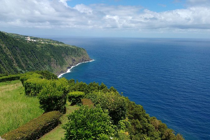 Van – Scenictour – Nordeste / Povoação – Full Day/ with lunch (Shared) - Parque Natural da Ribeira dos Caldeiroes: A Guided Taste of the Natural Area