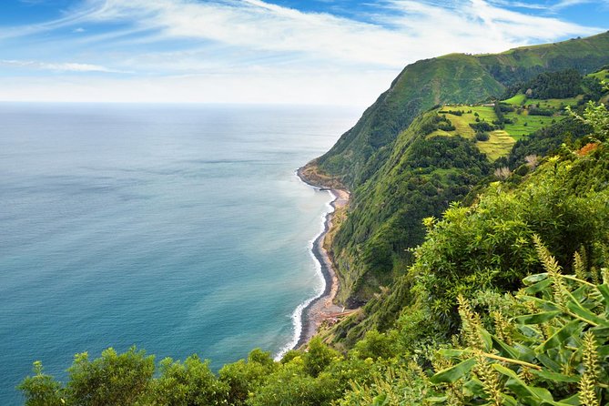 Van Tour Nordeste - Stop 4: Parque Natural da Ribeira dos Caldeirões, Waterfall and Mills