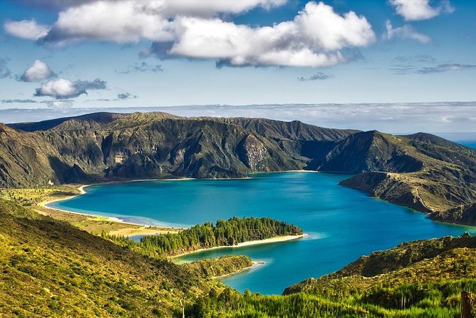 Van Tour Sete Cidades + Lagoa do Fogo Full-Day - Why this Sete Cidades and Lagoa do Fogo van day feels efficient