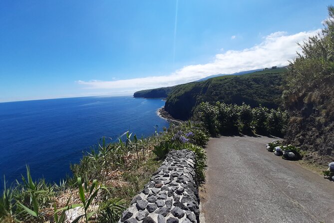 Waterfalls Hike, Moinho do Felix with tea plantation - Price and logistics that actually affect your wallet